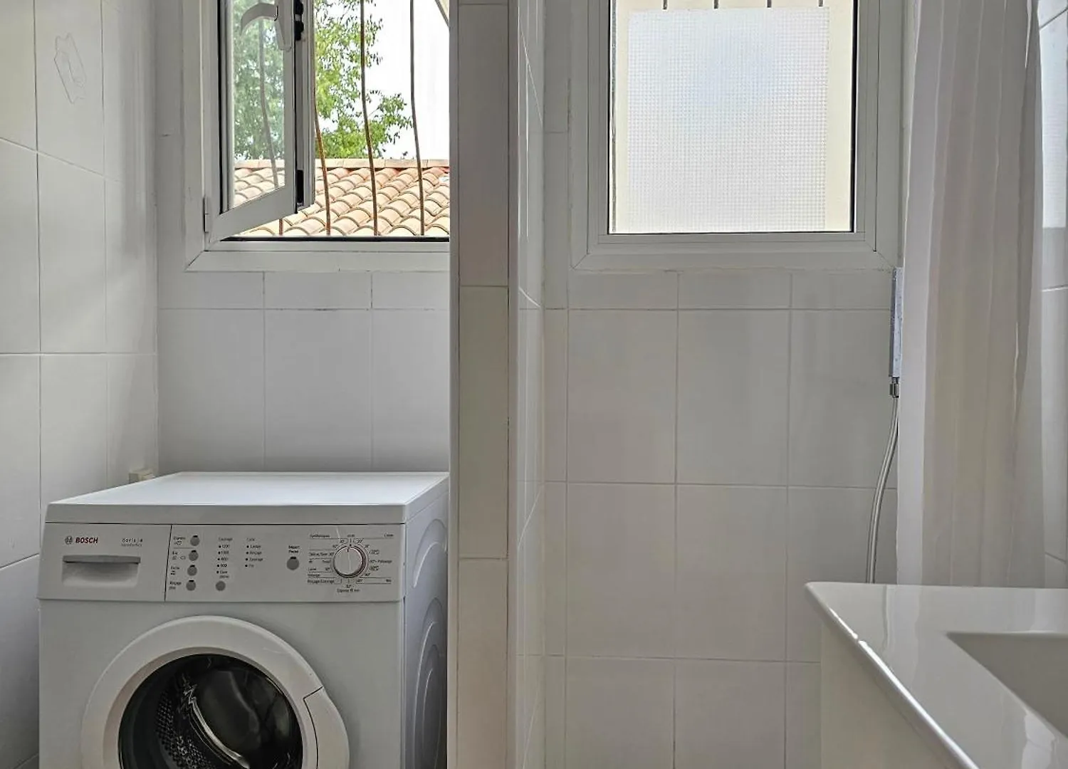 Appartement Lumineux Et Calme En Rez-De-Jardin Castanet-Tolosan 0*,  France
